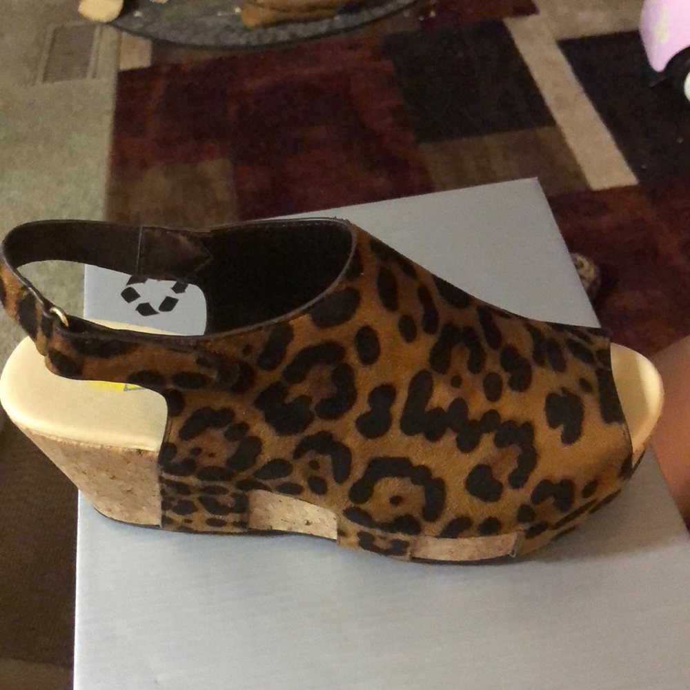 Leopard print wedges